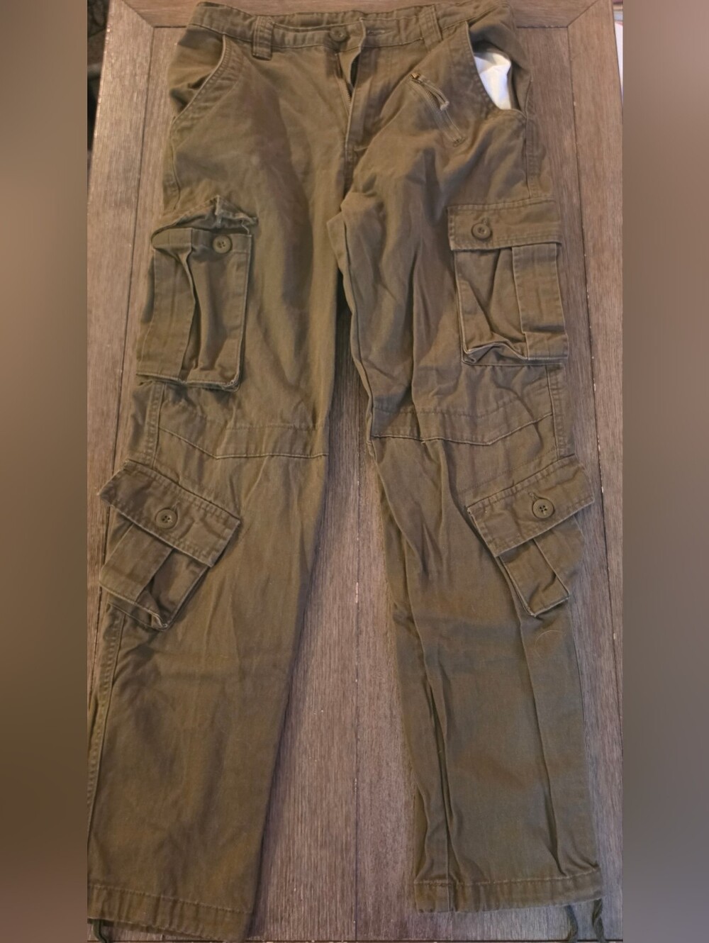 Men's Olive Cargo Pants - Durable Utility Style